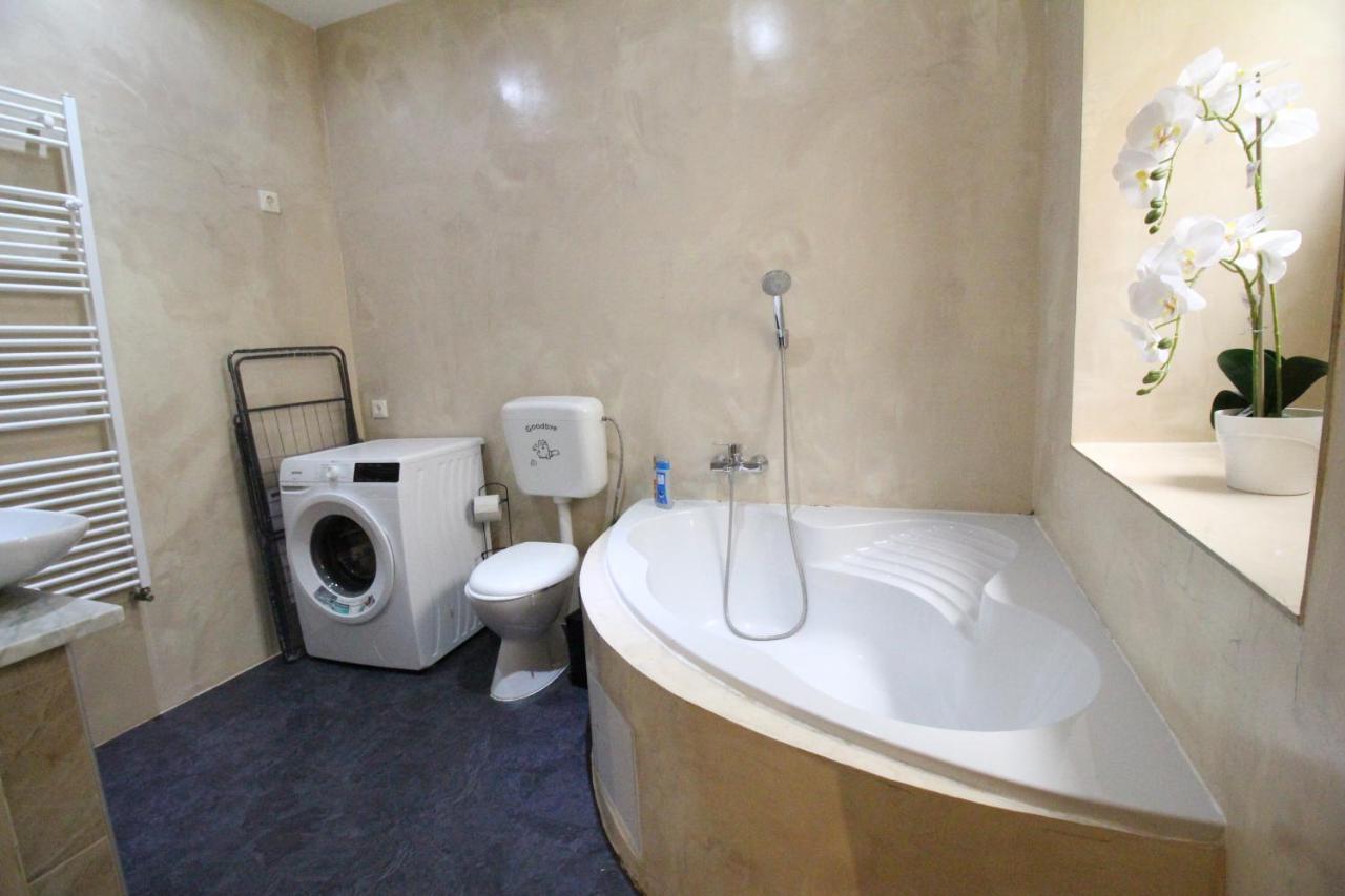 Private Double Bedroom Rf2 Viena Exterior foto
